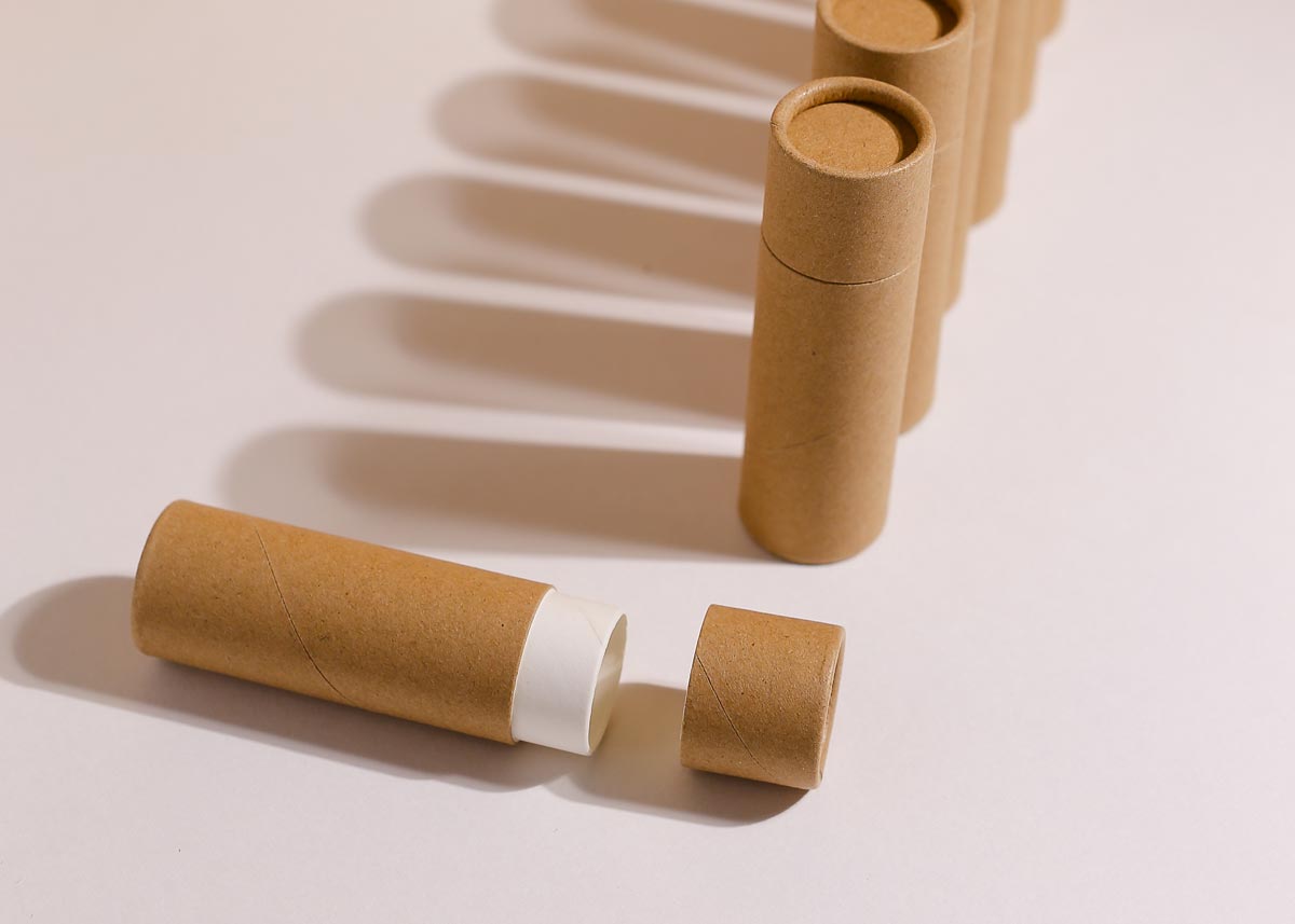 Что такое бальзам для губ, из чего его делают и как выполняется производство бальзамов для губ